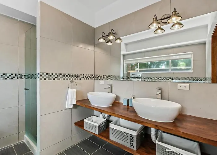 Bla1 3 Bedroom With Direct Access Apartment